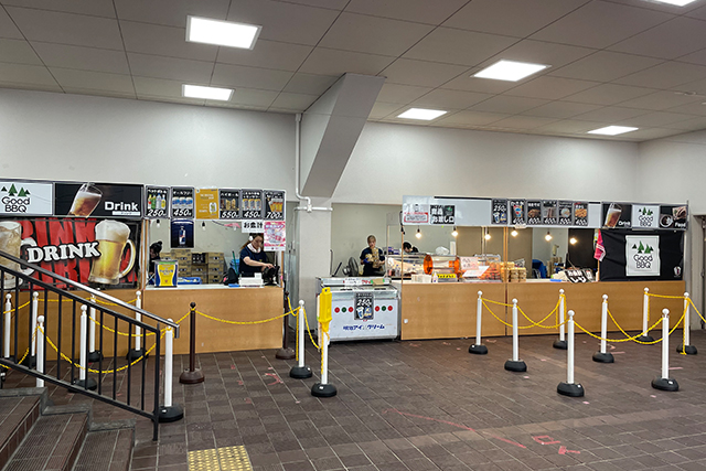 売店⑫：初亀