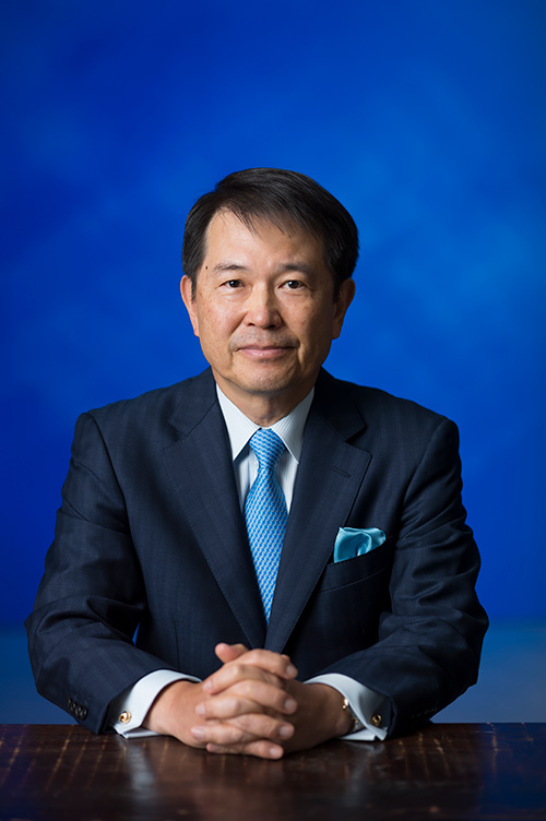 理事 尾崎 裕(大阪商工会議所 会頭)